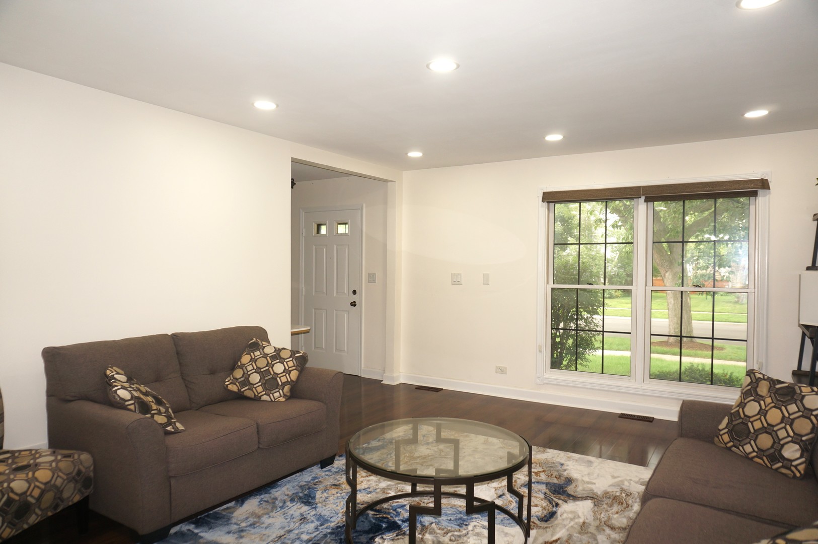 1851 Longboat Drive, Elk Grove Village, IL 60007