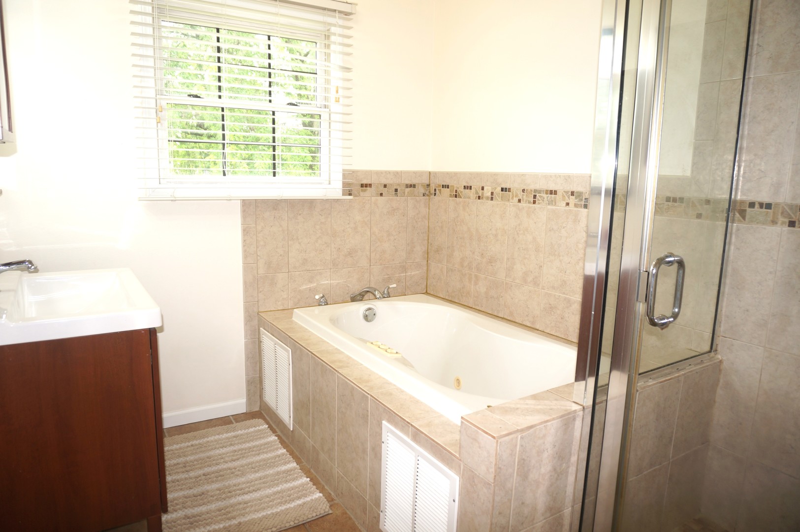 1851 Longboat Drive, Elk Grove Village, IL 60007