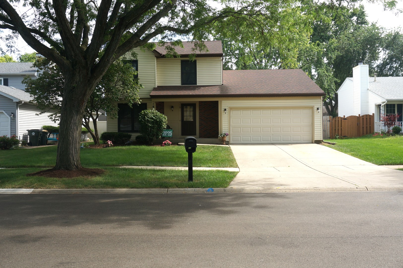 1851 Longboat Drive, Elk Grove Village, IL 60007