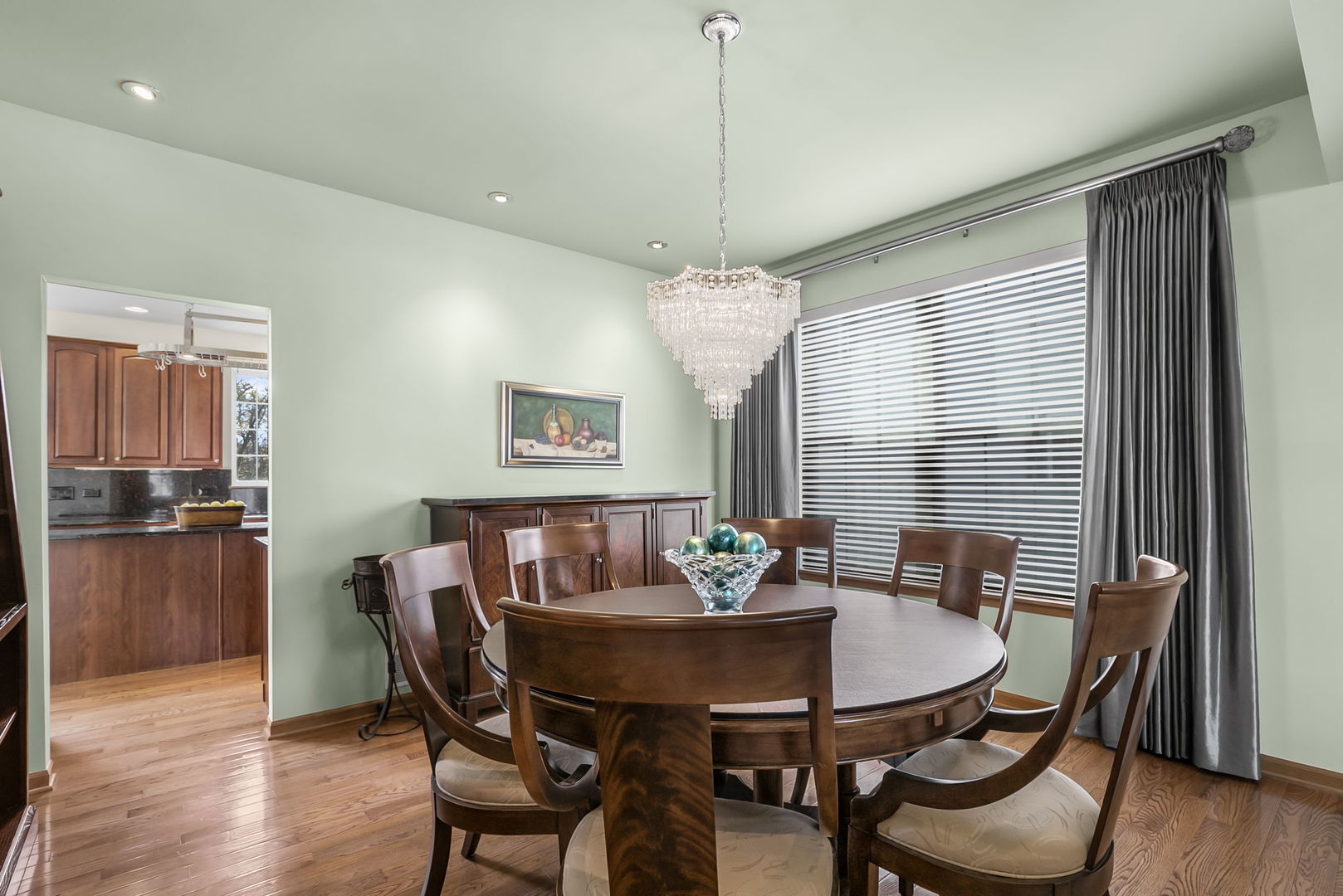 865 Sterling Heights Drive, Antioch, IL 60002