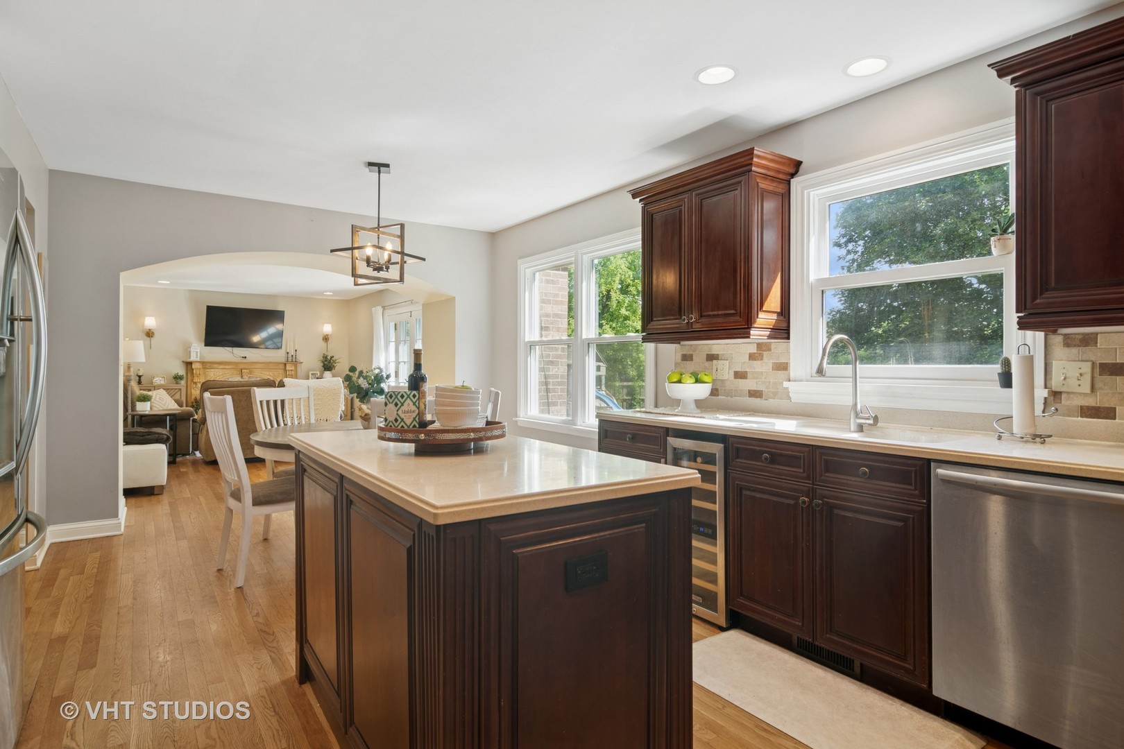 101 Tudor Drive, Barrington, IL 60010