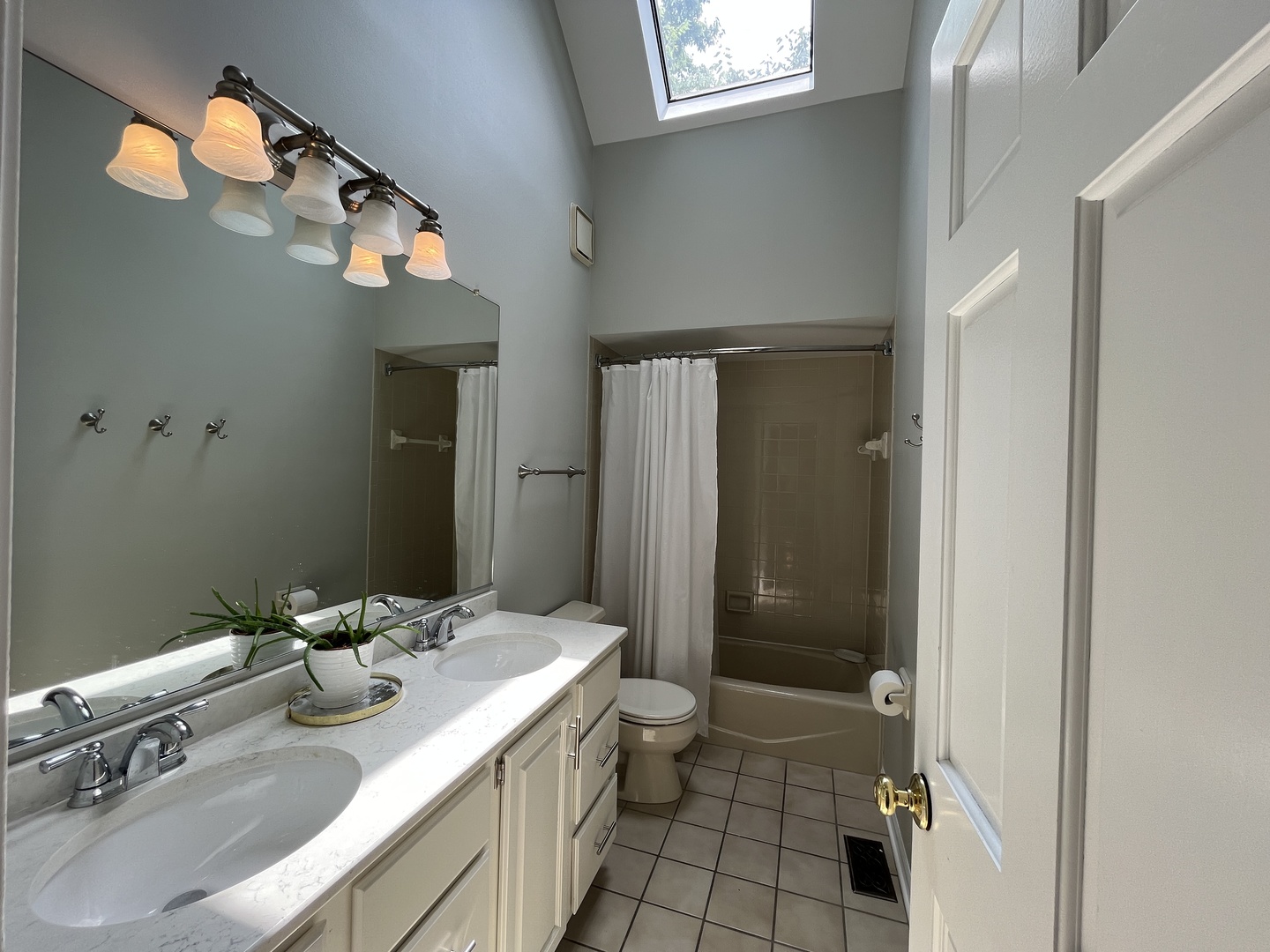 1288 Marls Court, Naperville, IL 60563