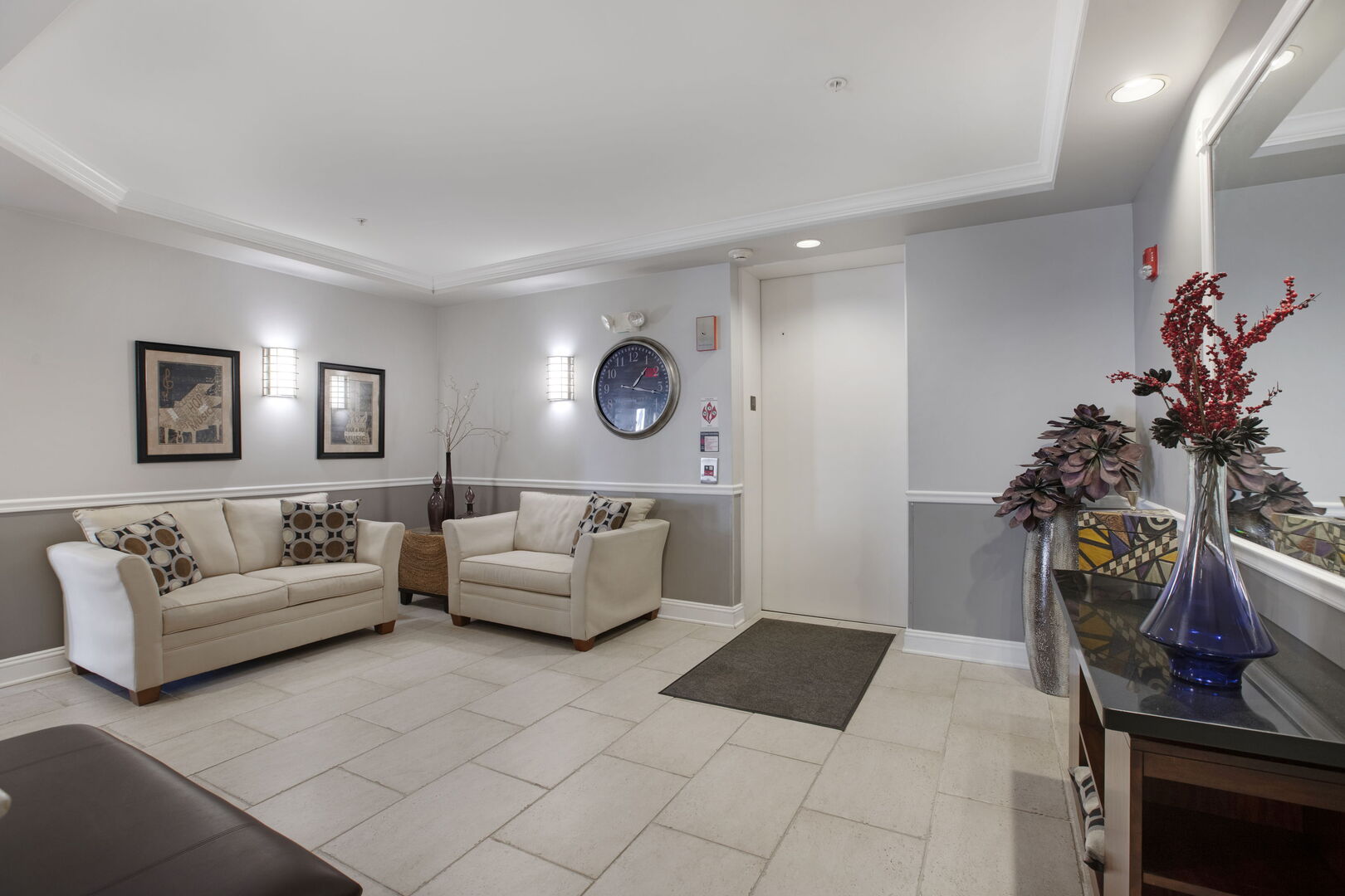 445 Village Green #201, Lincolnshire, IL 60069