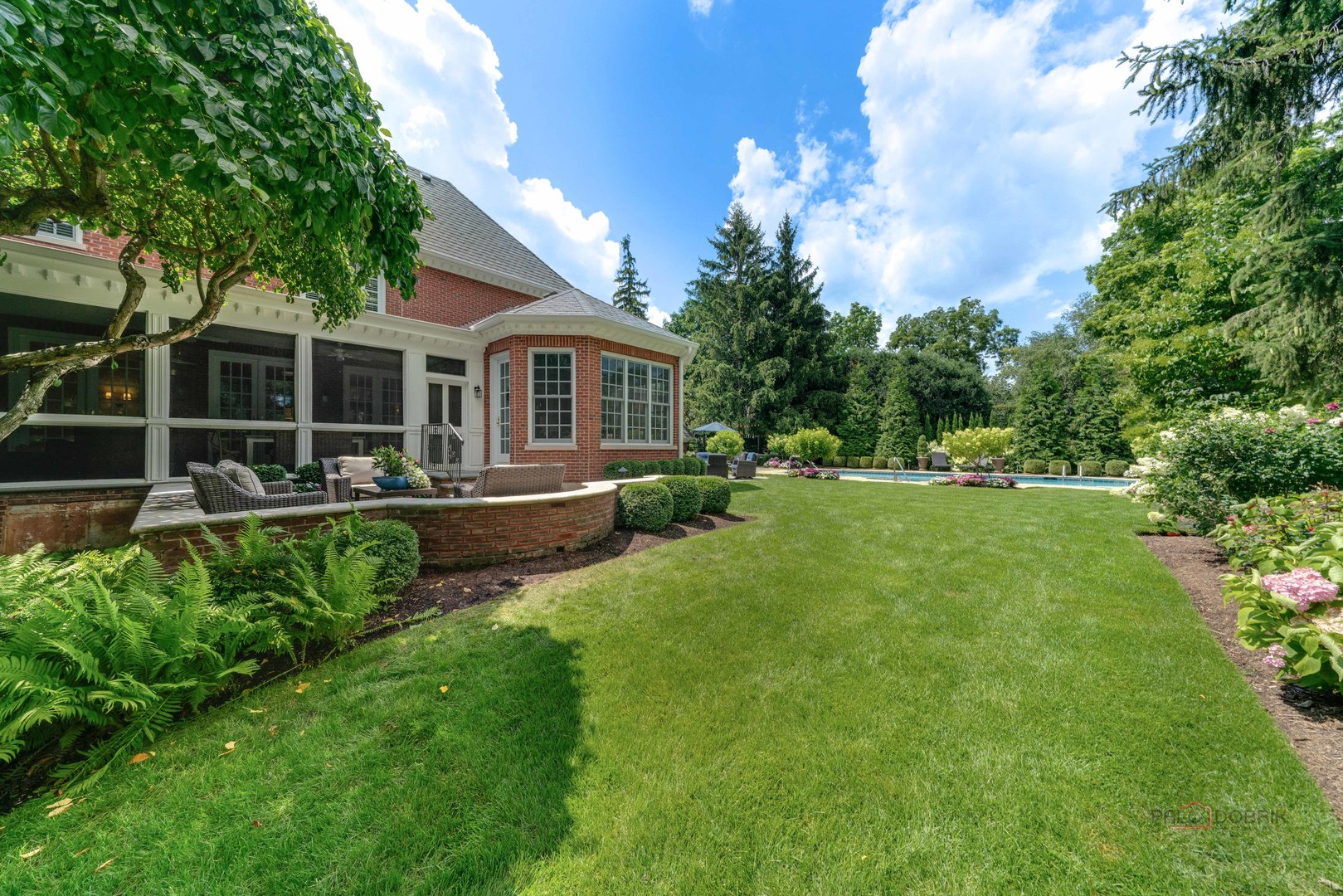 900 Lake Street, Libertyville, IL 60048