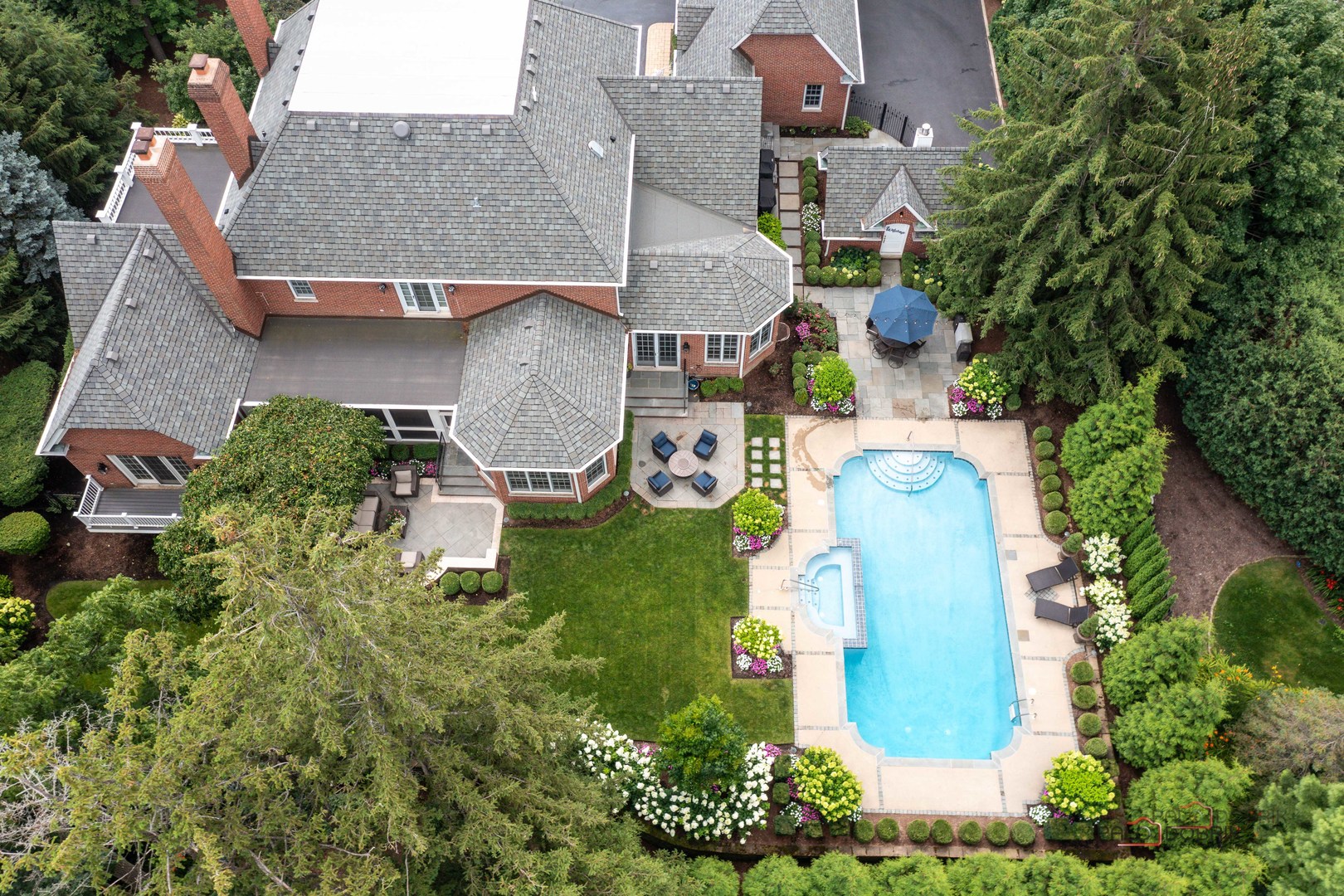900 Lake Street, Libertyville, IL 60048