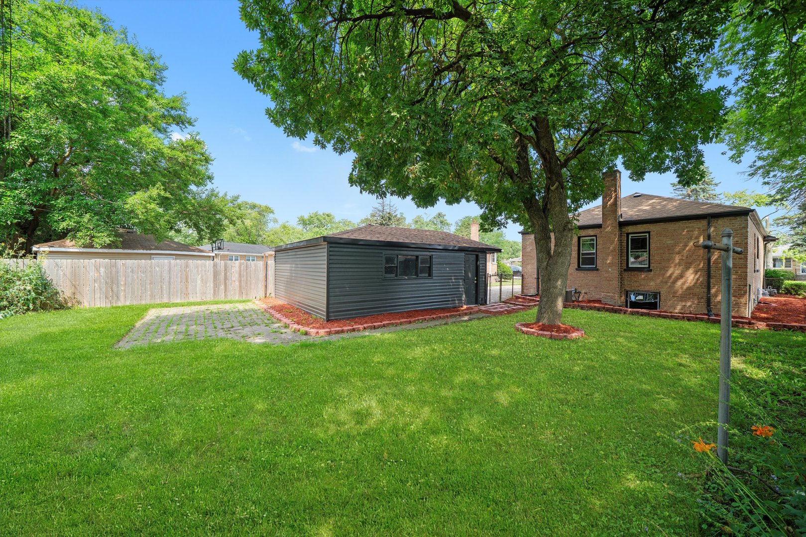 657 Orchid Drive, South Holland, IL 60473