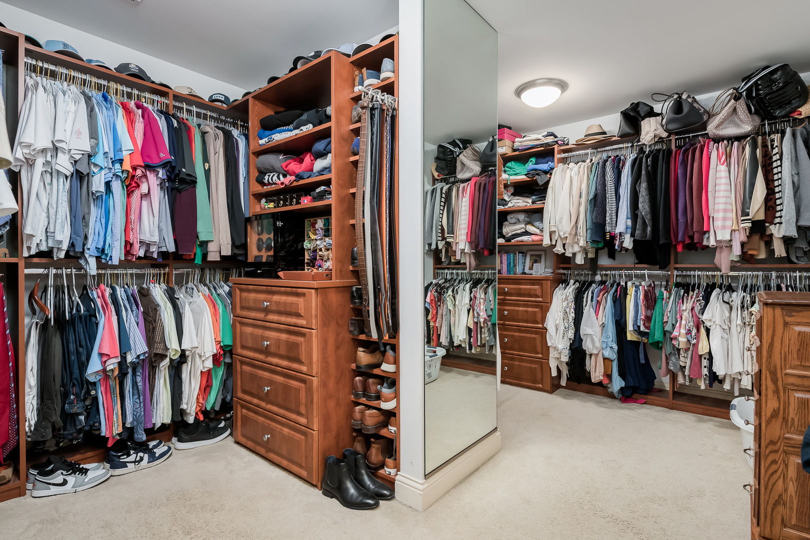 665 S Euclid Avenue, Elmhurst, IL 60126
