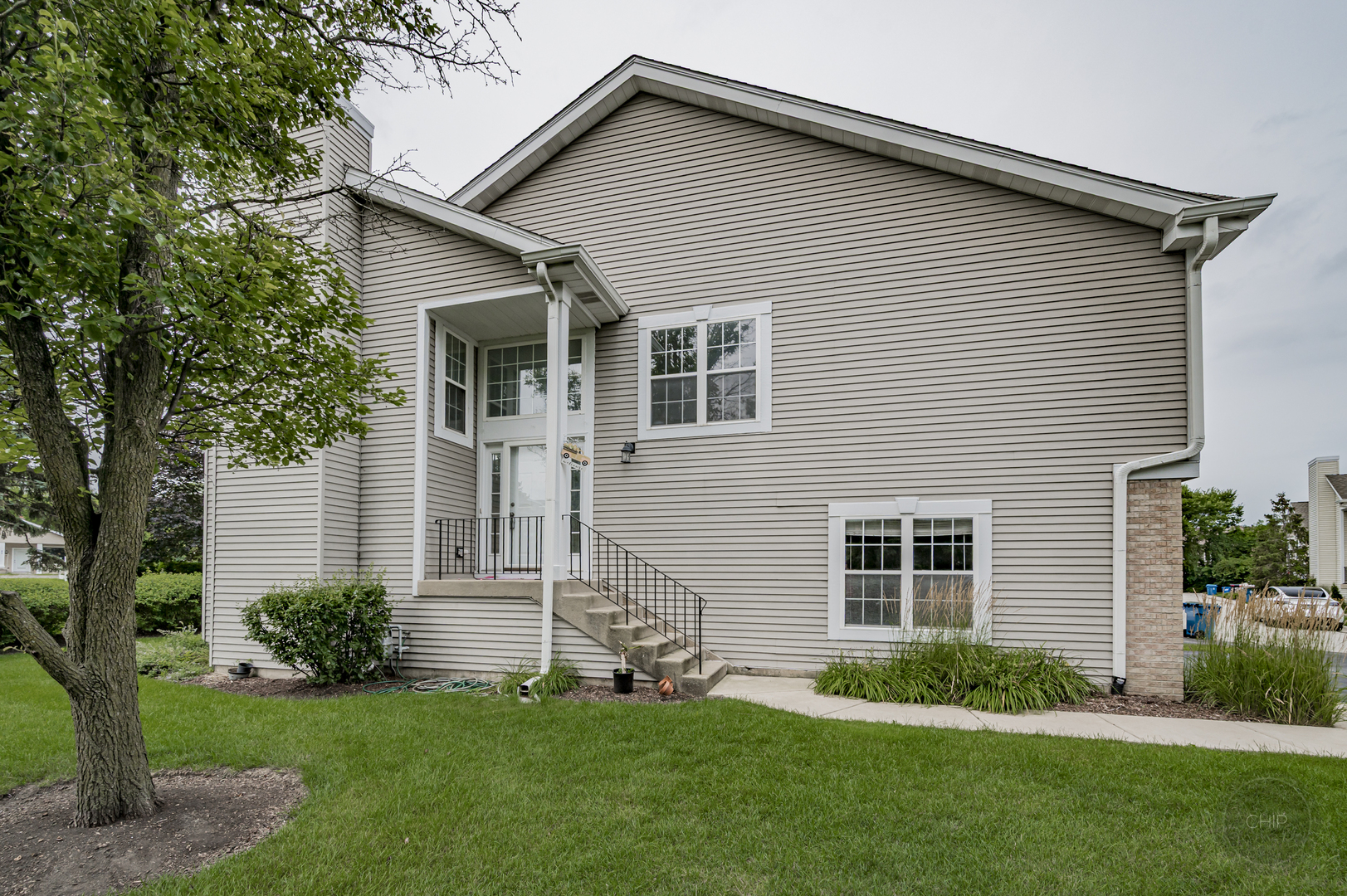 2335 Old George Way, Downers Grove, IL 60515