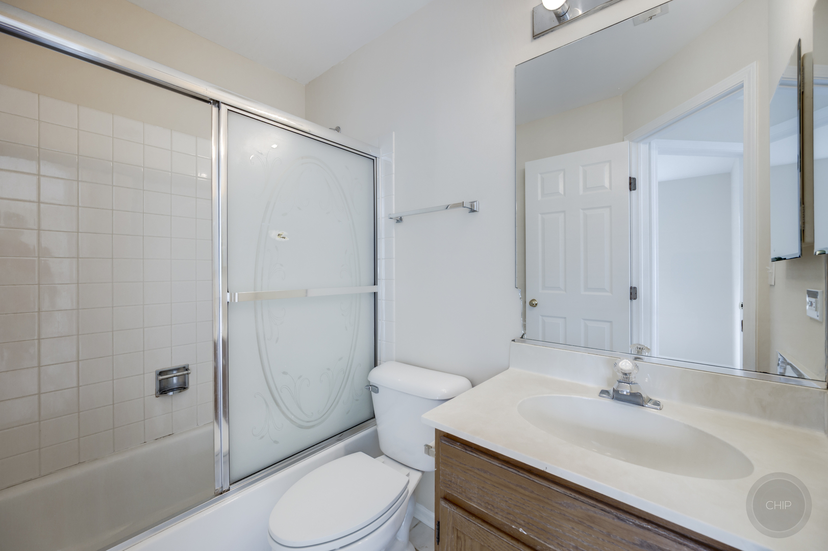 2335 Old George Way, Downers Grove, IL 60515