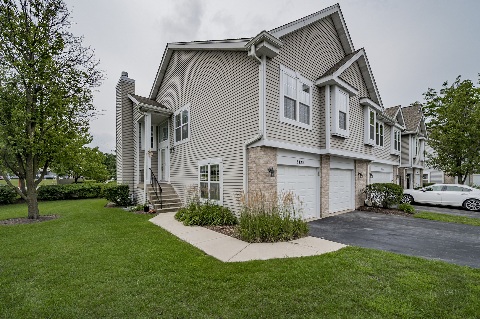 2335 Old George Way, Downers Grove, IL 60515