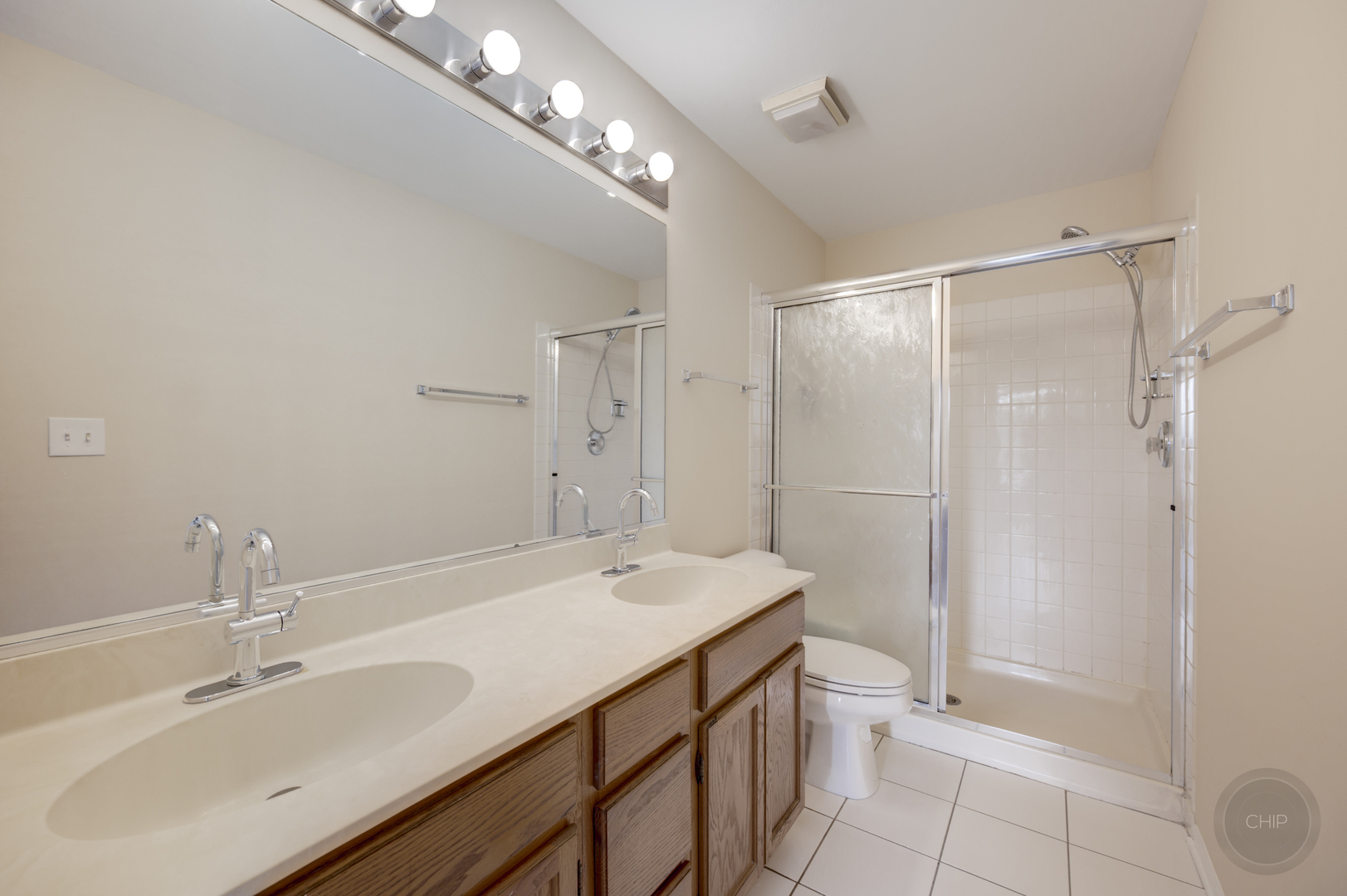 2335 Old George Way, Downers Grove, IL 60515