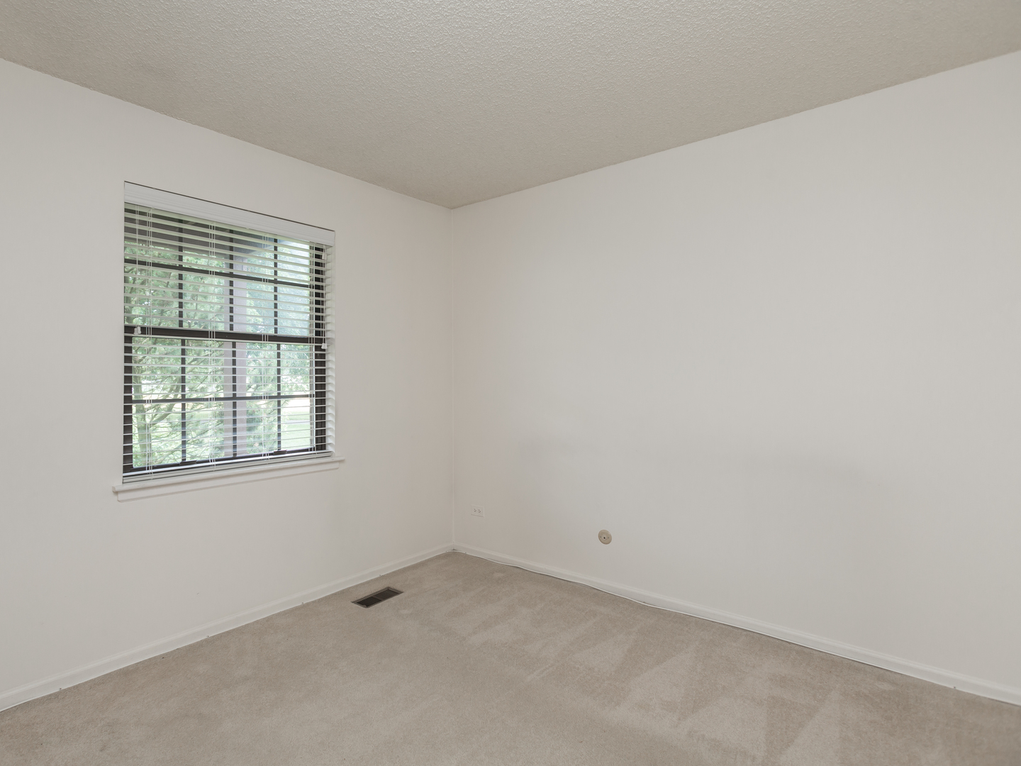 735 Weidner Road #145A1, Buffalo Grove, IL 60089