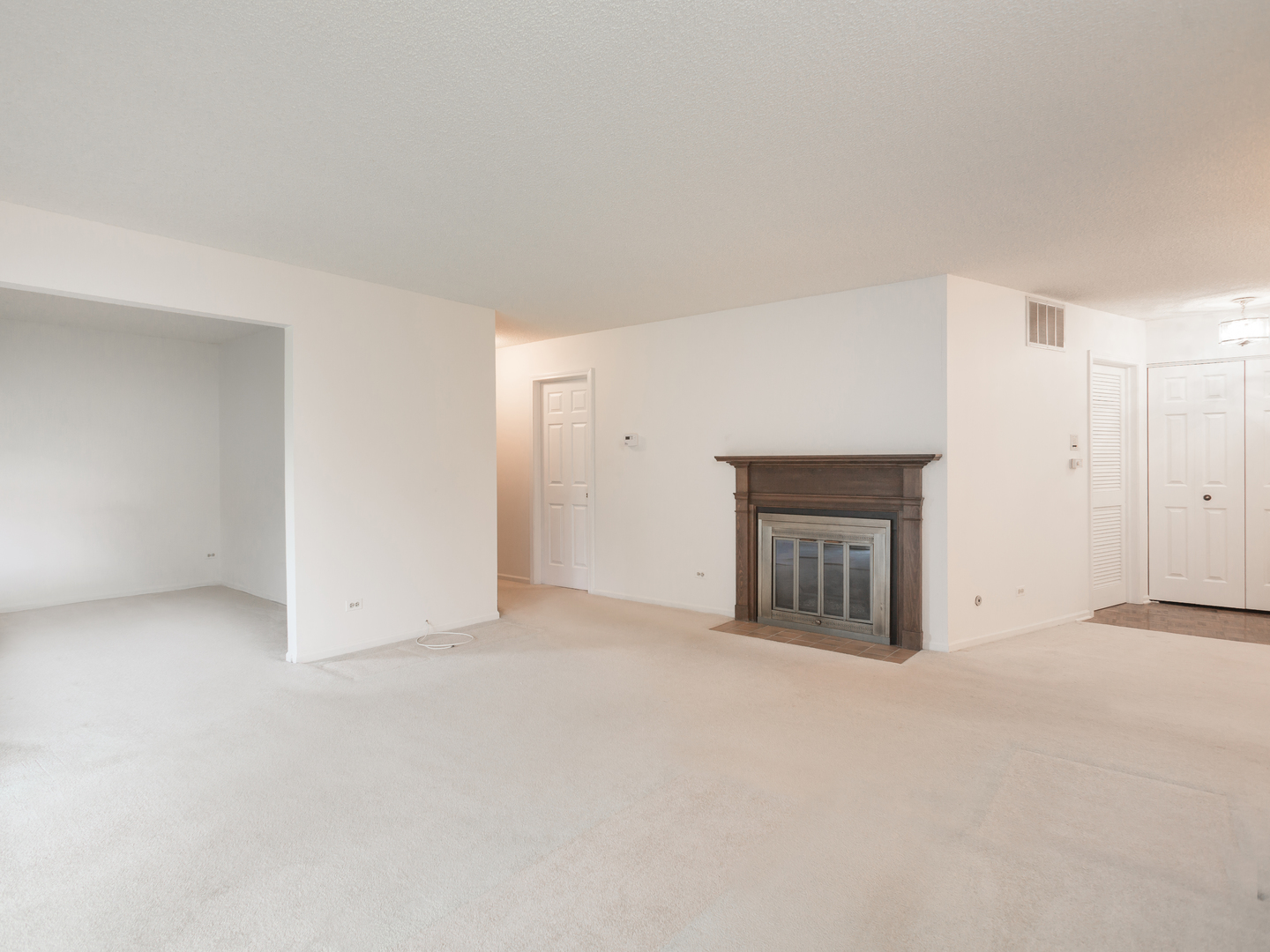 735 Weidner Road #145A1, Buffalo Grove, IL 60089