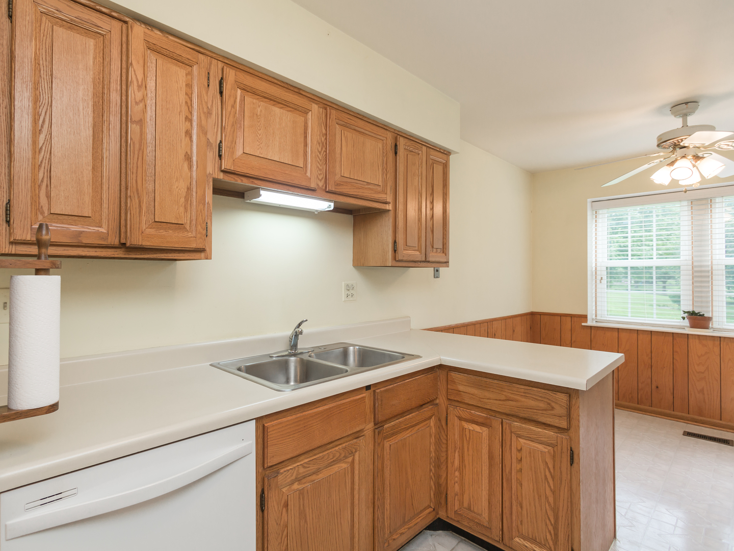 735 Weidner Road #145A1, Buffalo Grove, IL 60089