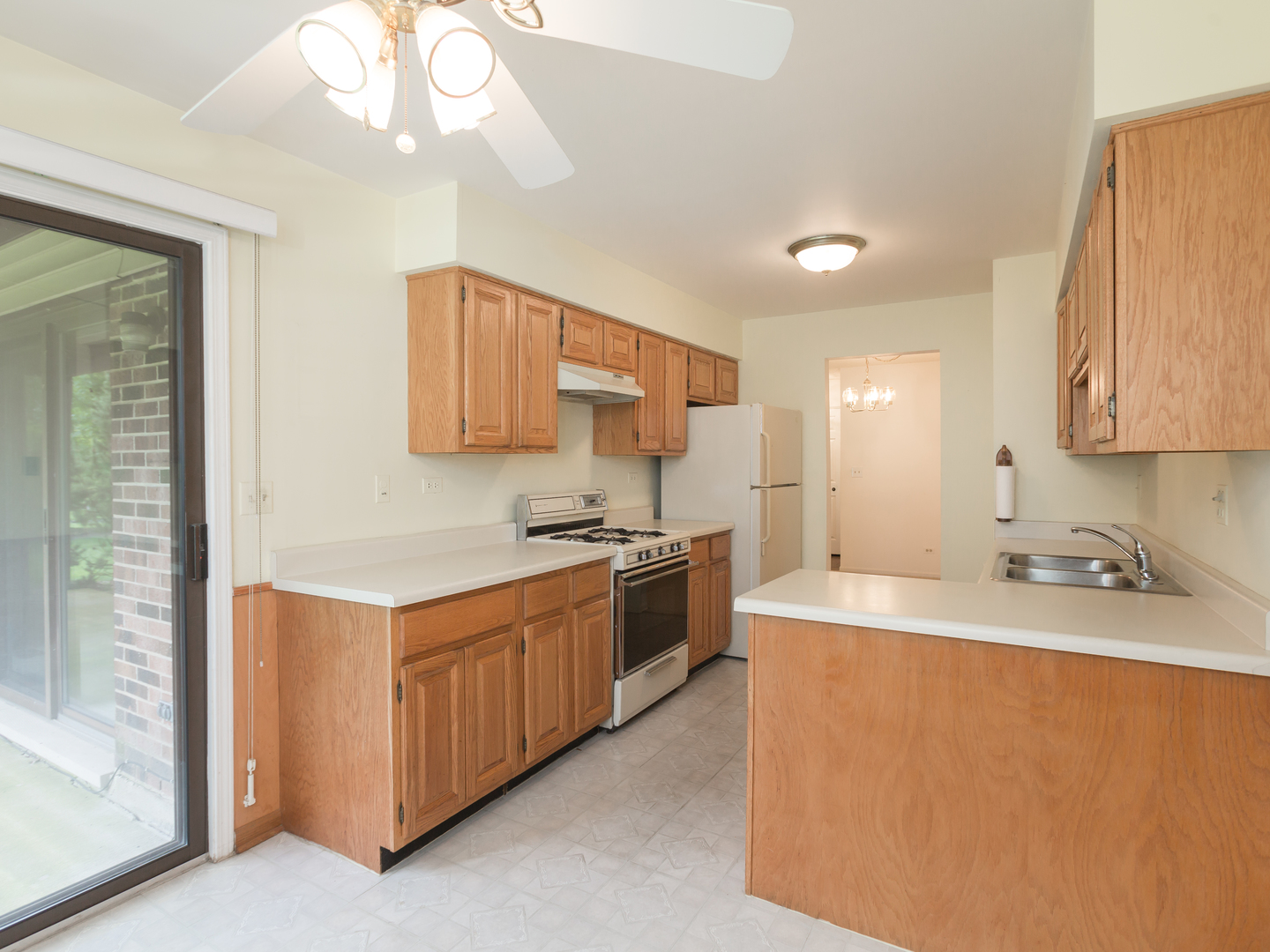735 Weidner Road #145A1, Buffalo Grove, IL 60089