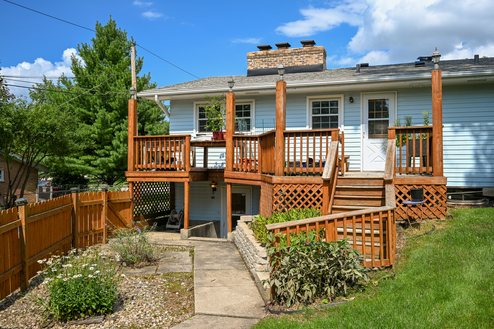 620 Pinecroft Drive, Roselle, IL 60172