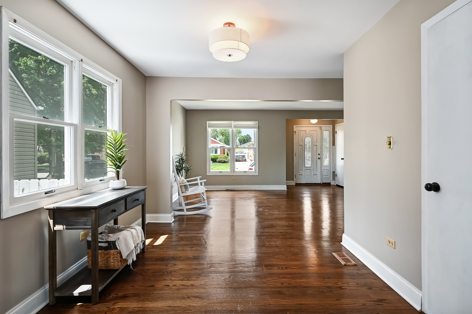 10511 S Hamlin Avenue, Chicago, IL 60655
