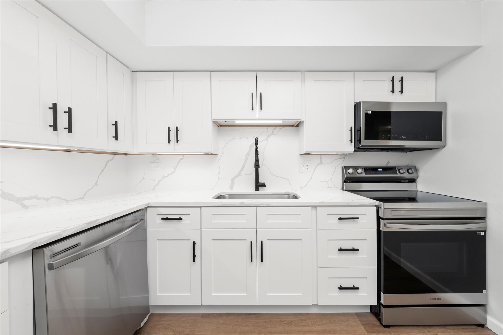 819 S Dwyer Avenue #D, Arlington Heights, IL 60005