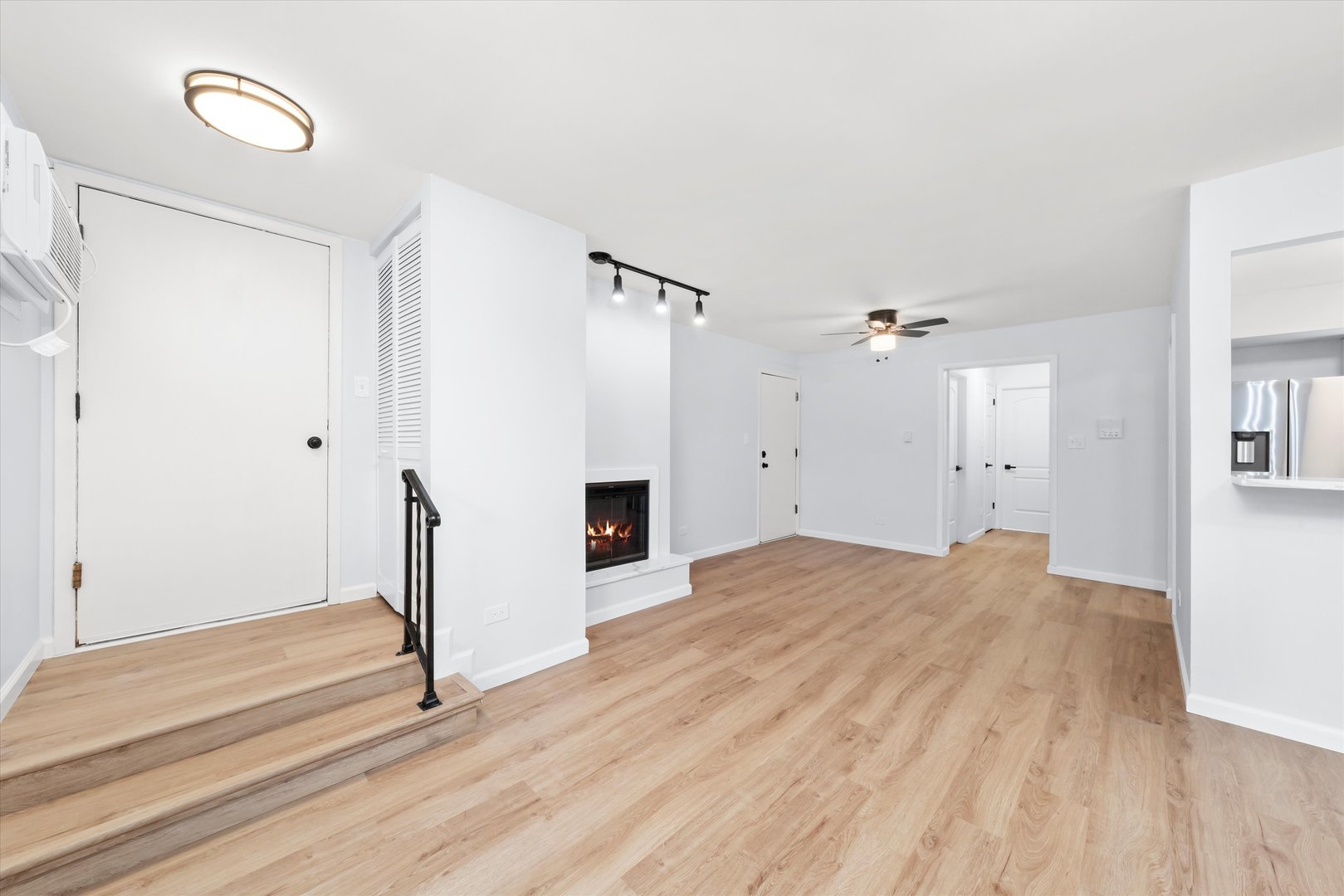 819 S Dwyer Avenue #D, Arlington Heights, IL 60005