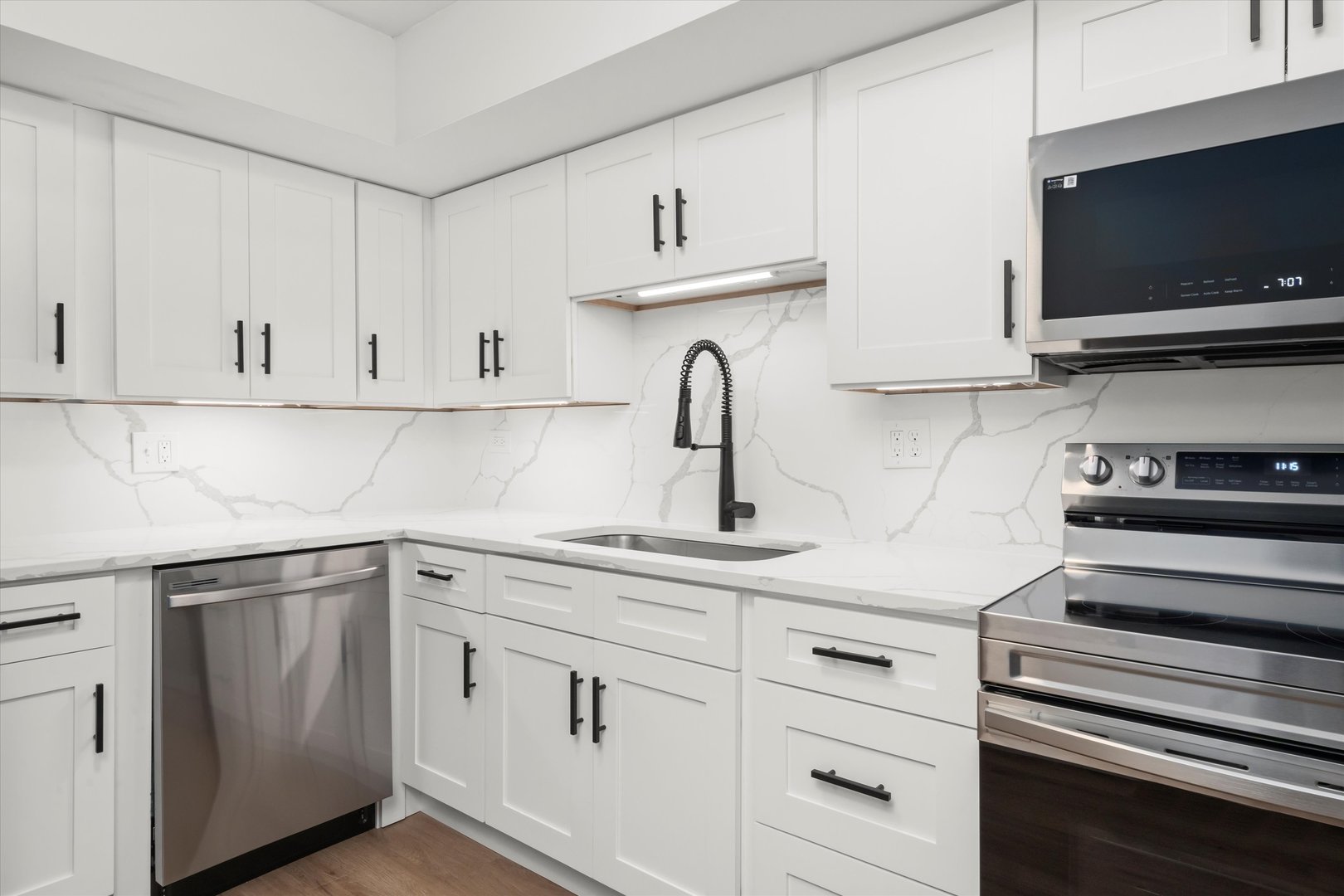 819 S Dwyer Avenue #D, Arlington Heights, IL 60005