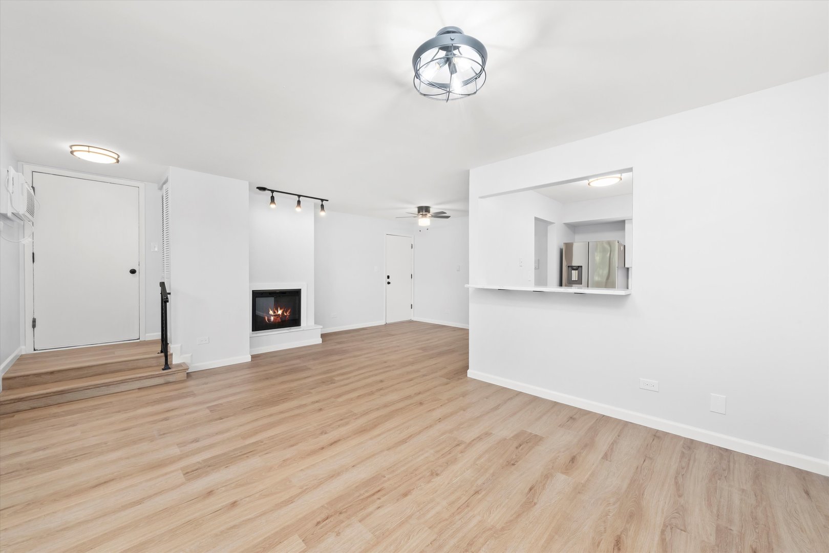 819 S Dwyer Avenue #D, Arlington Heights, IL 60005