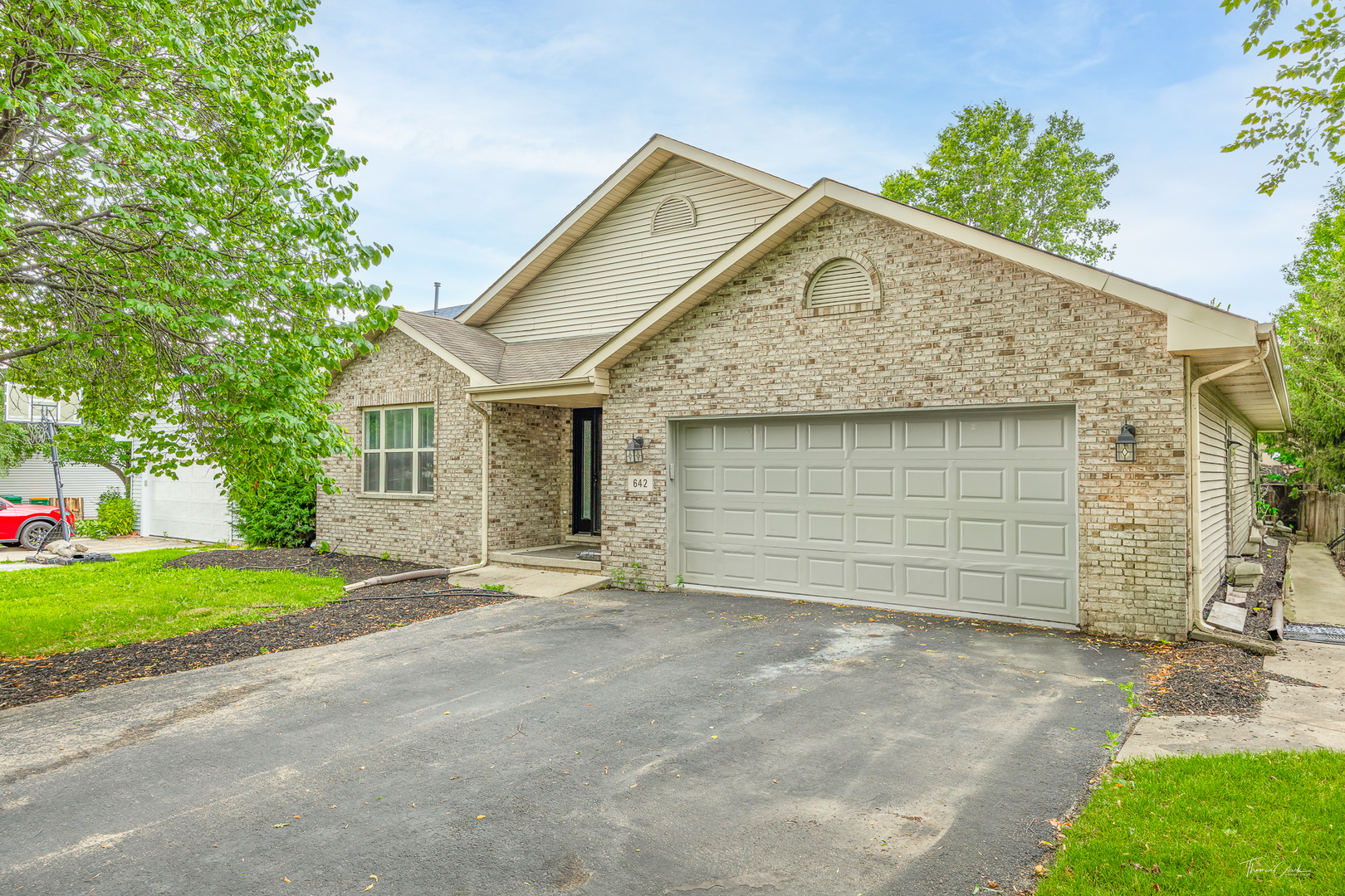 642 Sedge Meadow Avenue, Romeoville, IL 60446