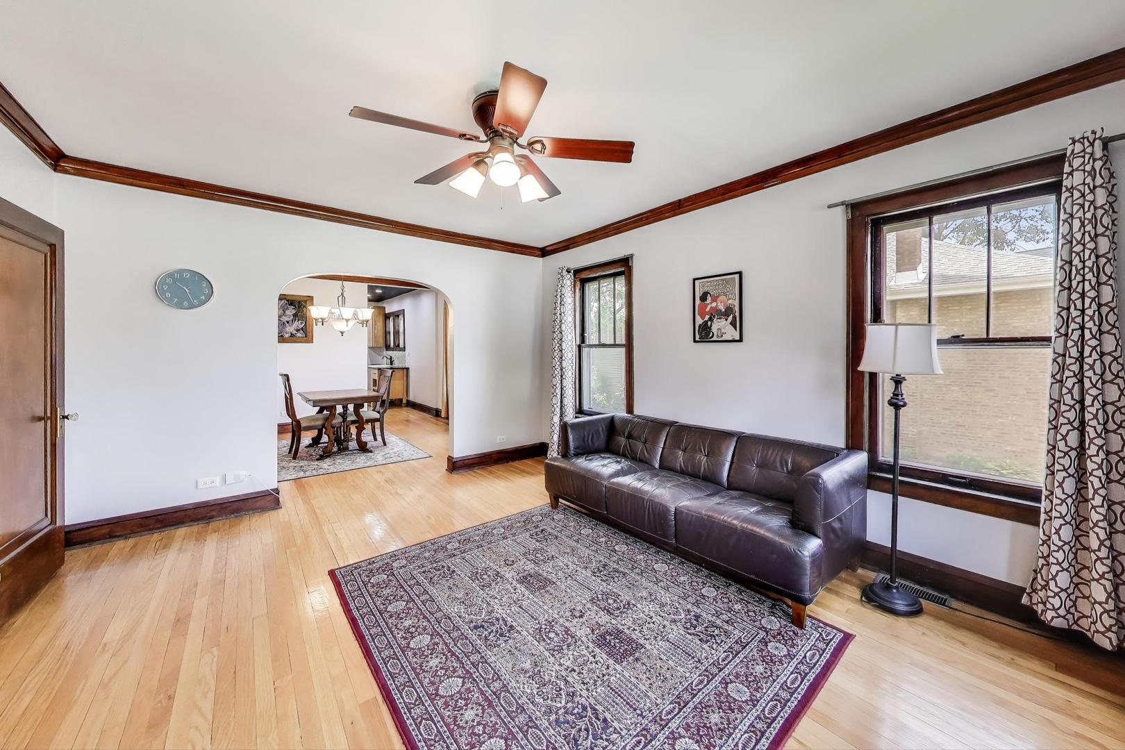537 S Grace Street, Lombard, IL 60148