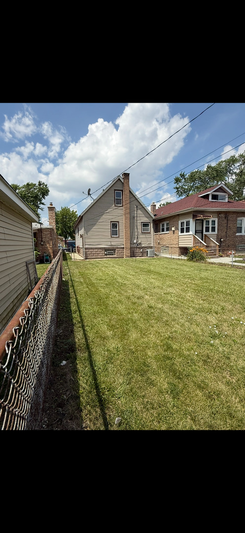 9941 S Peoria Street, Chicago, IL 60643