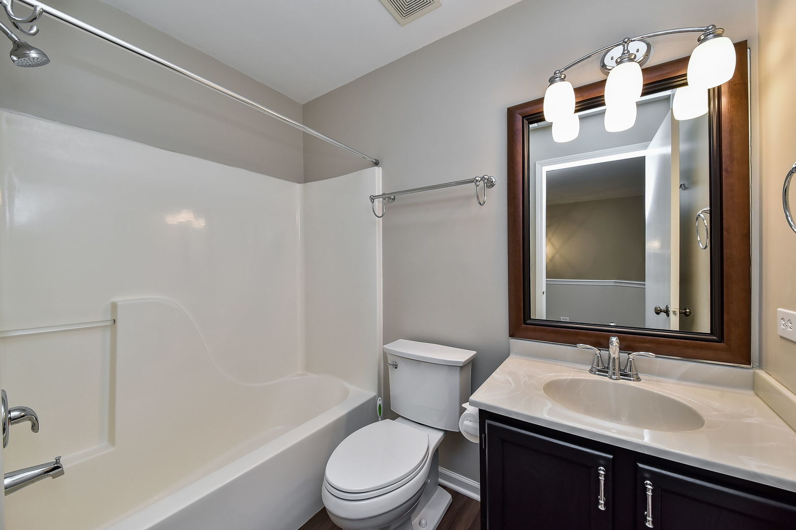 24 N Barton Trail #24, Batavia, IL 60510