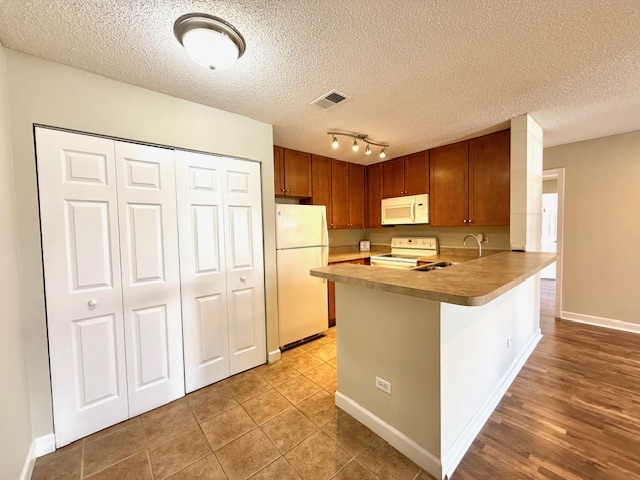 2064 N Rand Road #107, Palatine, IL 60074
