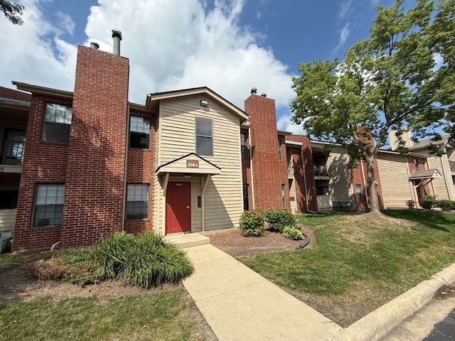 2064 N Rand Road #107, Palatine, IL 60074