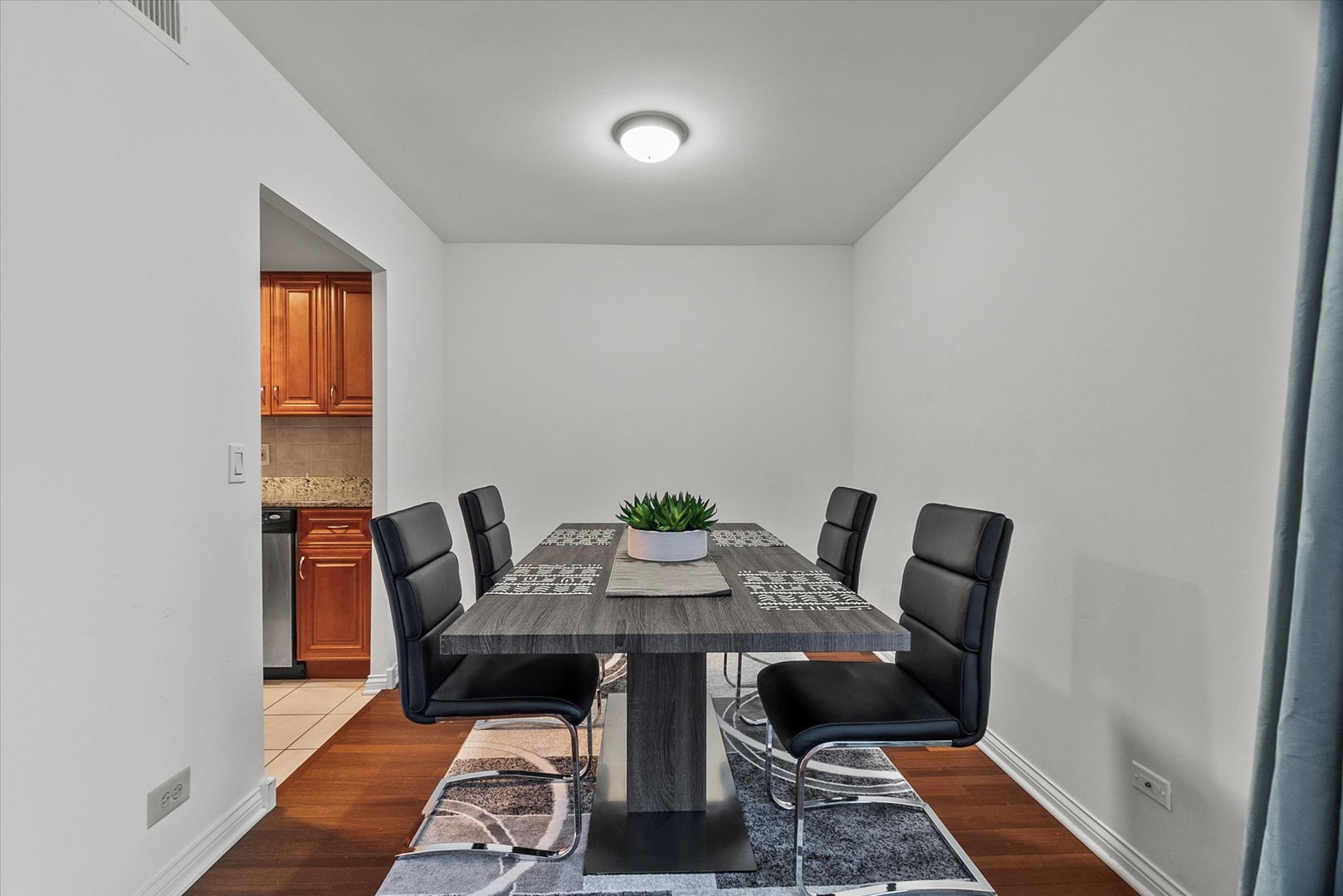840 Wellington Avenue #315, Elk Grove Village, IL 60007