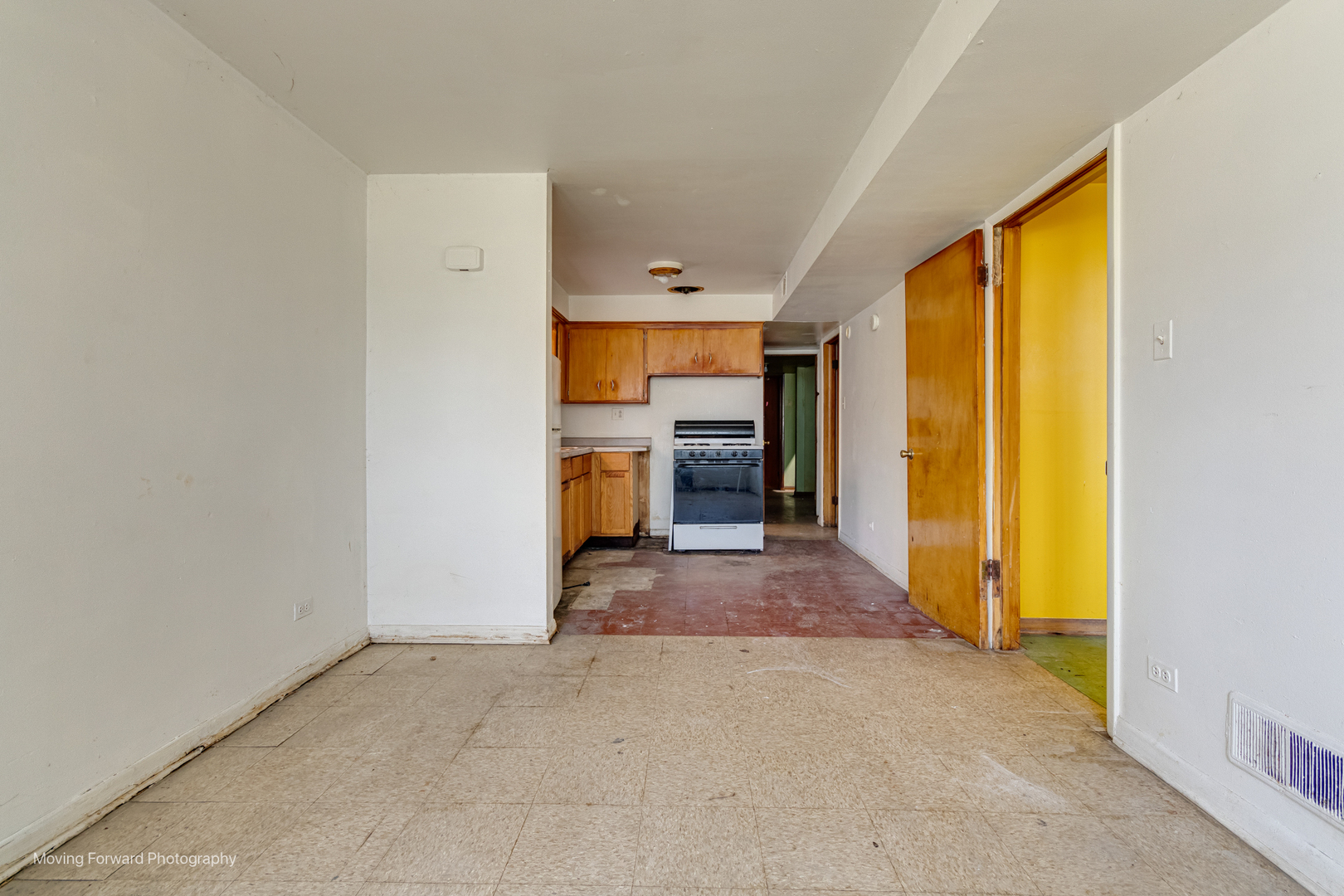 7652 W 63rd Place, Summit, IL 60501