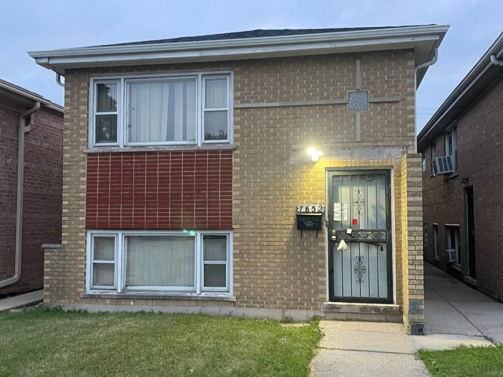 7652 W 63rd Place, Summit, IL 60501