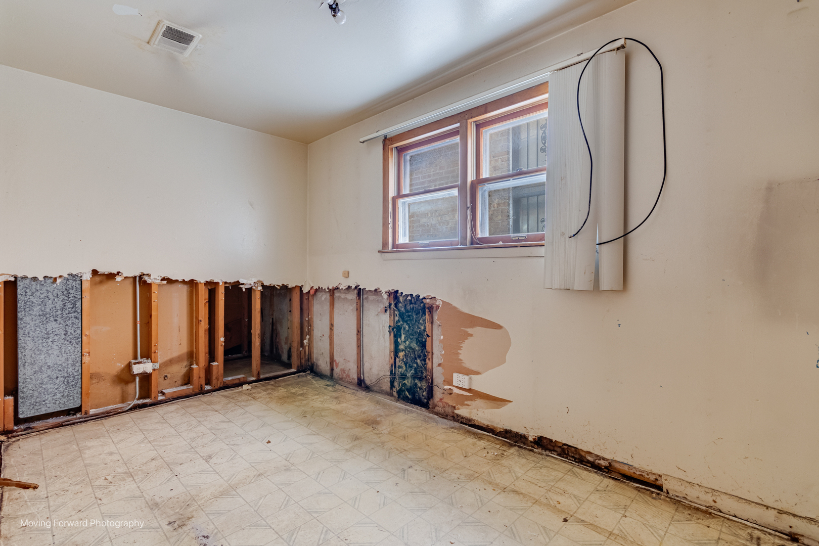 7652 W 63rd Place, Summit, IL 60501
