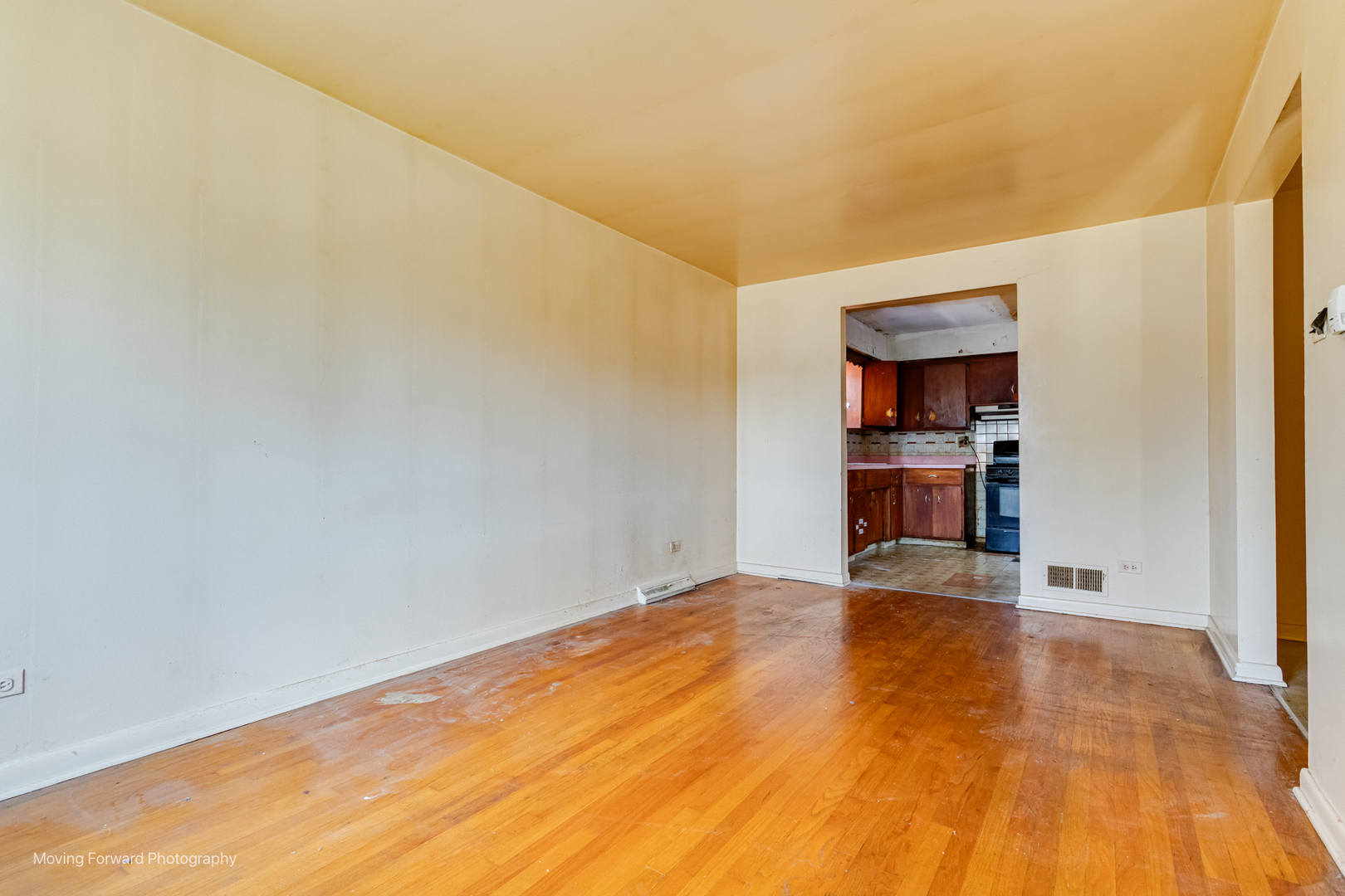 7652 W 63rd Place, Summit, IL 60501