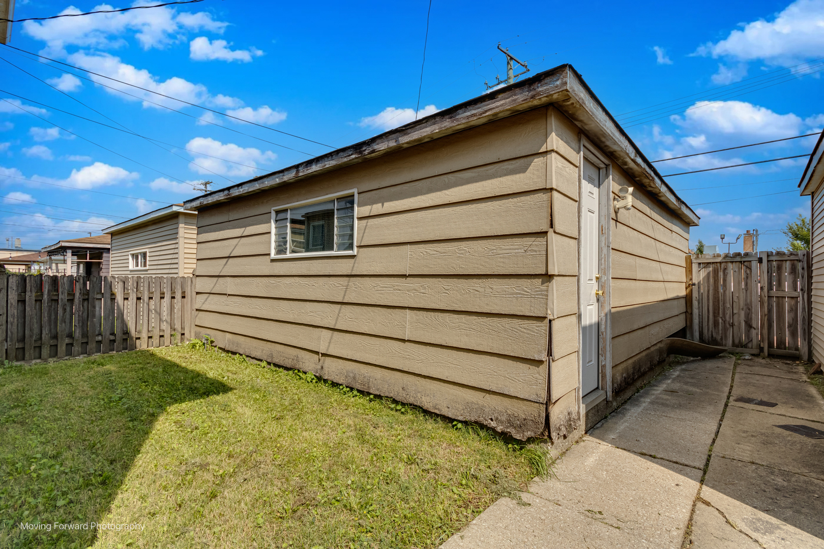 7652 W 63rd Place, Summit, IL 60501