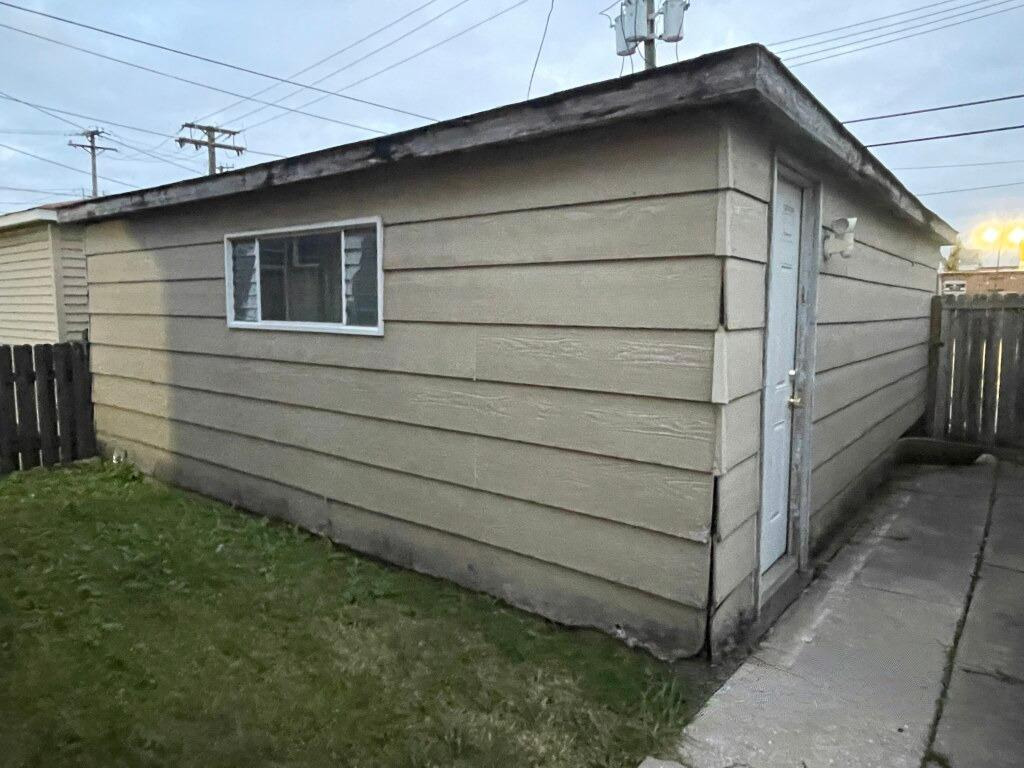 7652 W 63rd Place, Summit, IL 60501