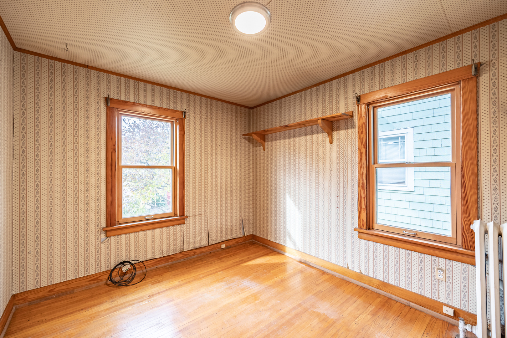 402 Orange Street, Elgin, IL 60123