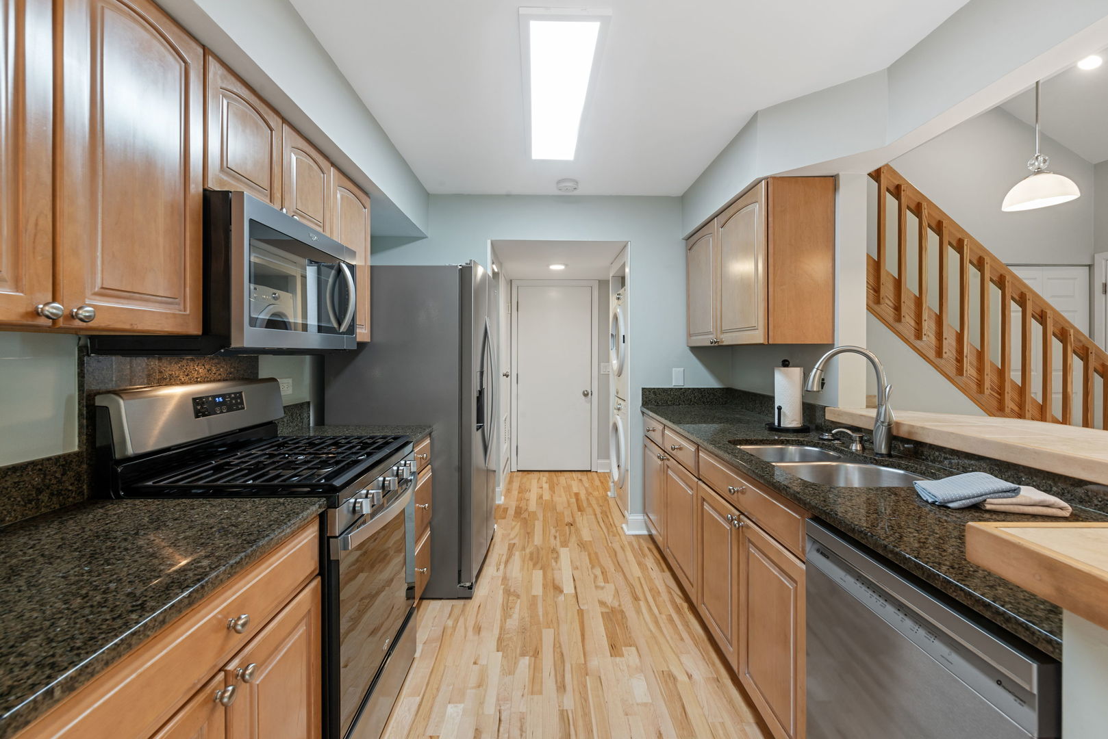 1422 N KNOLLWOOD Drive, Palatine, IL 60067