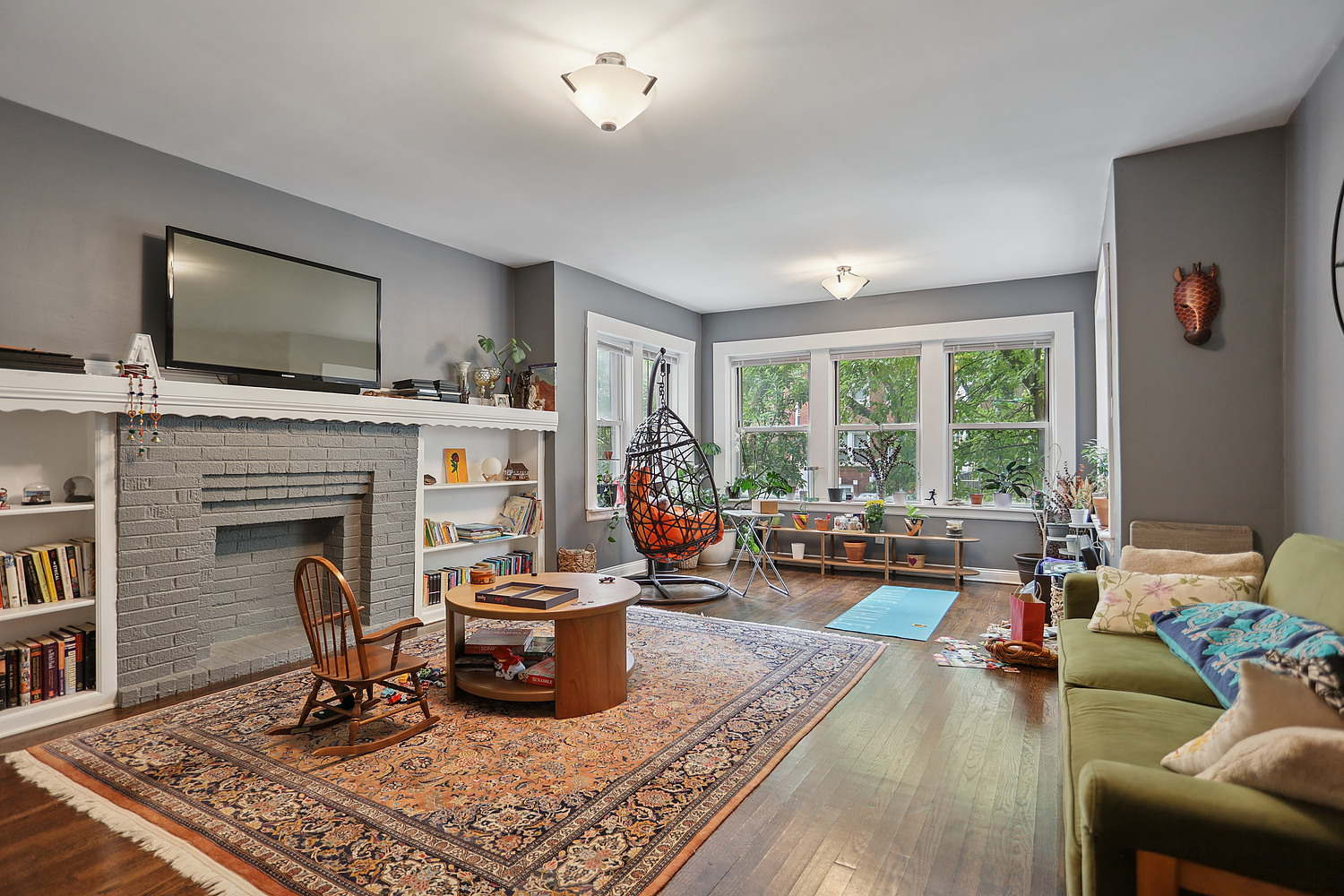 4621 N MONTICELLO Avenue, Chicago, IL 60625