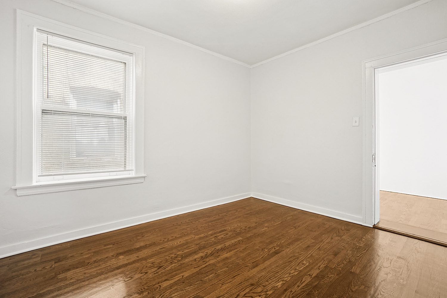 4621 N MONTICELLO Avenue, Chicago, IL 60625