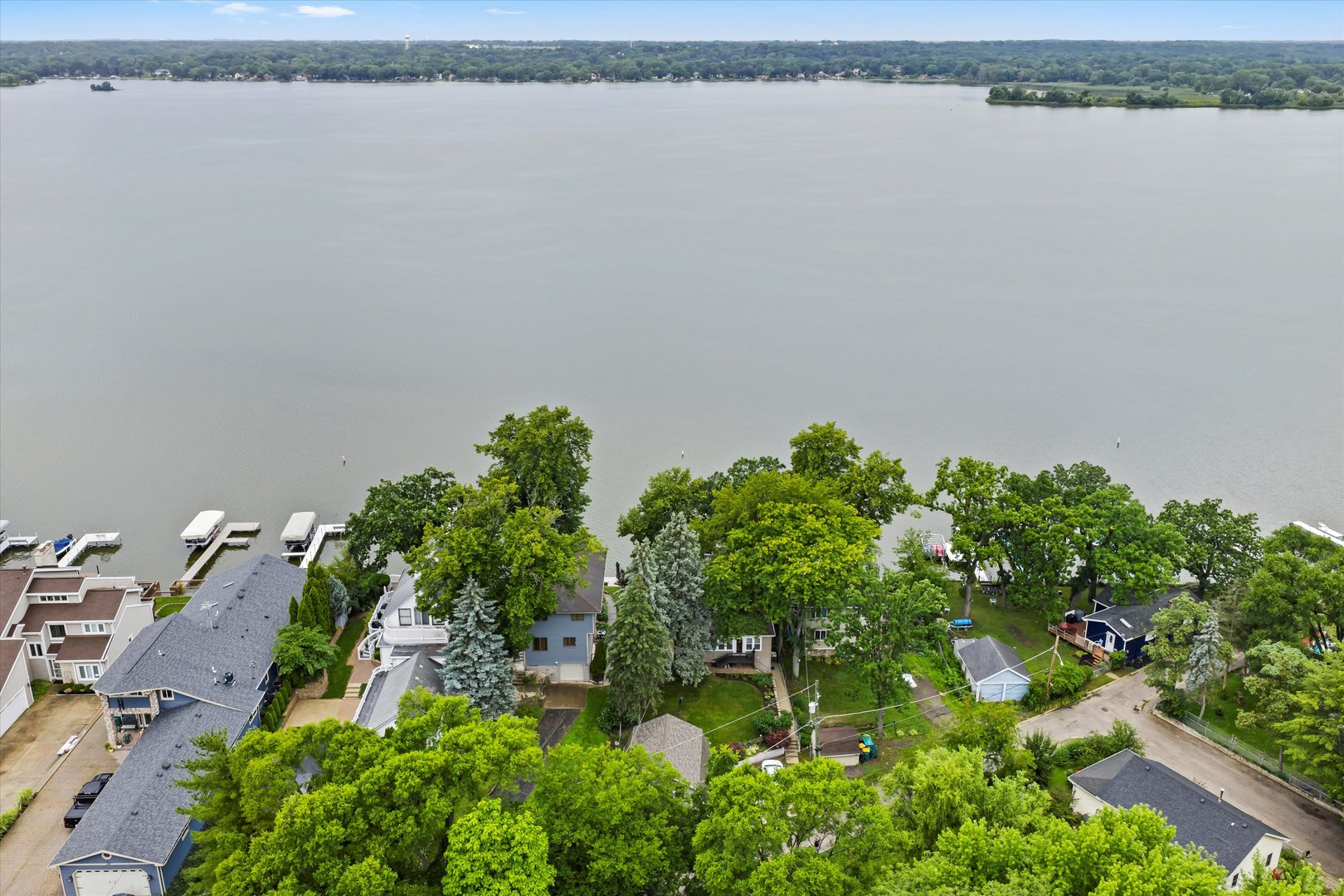 96 Lake Lane, Fox Lake, IL 60020