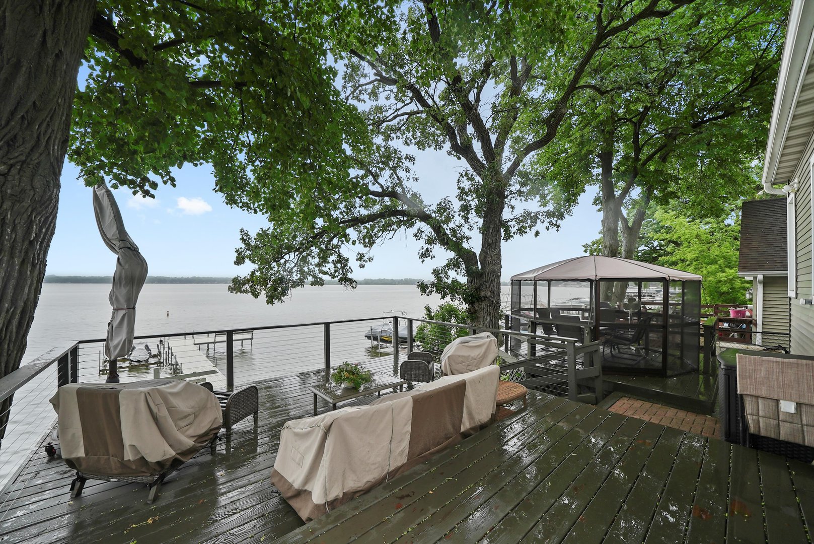 96 Lake Lane, Fox Lake, IL 60020