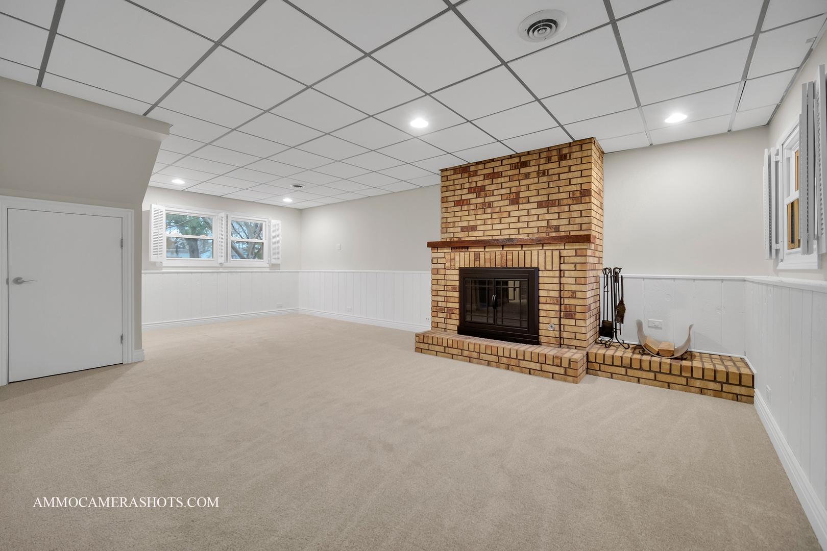 1105 Greensfield Drive, Naperville, IL 60563