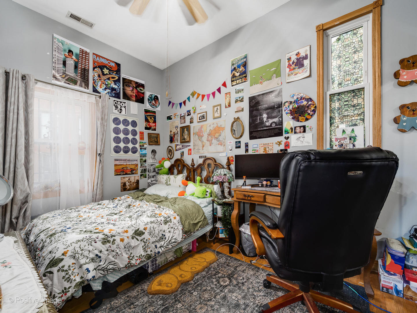 1517 W Taylor Street, Chicago, IL 60607
