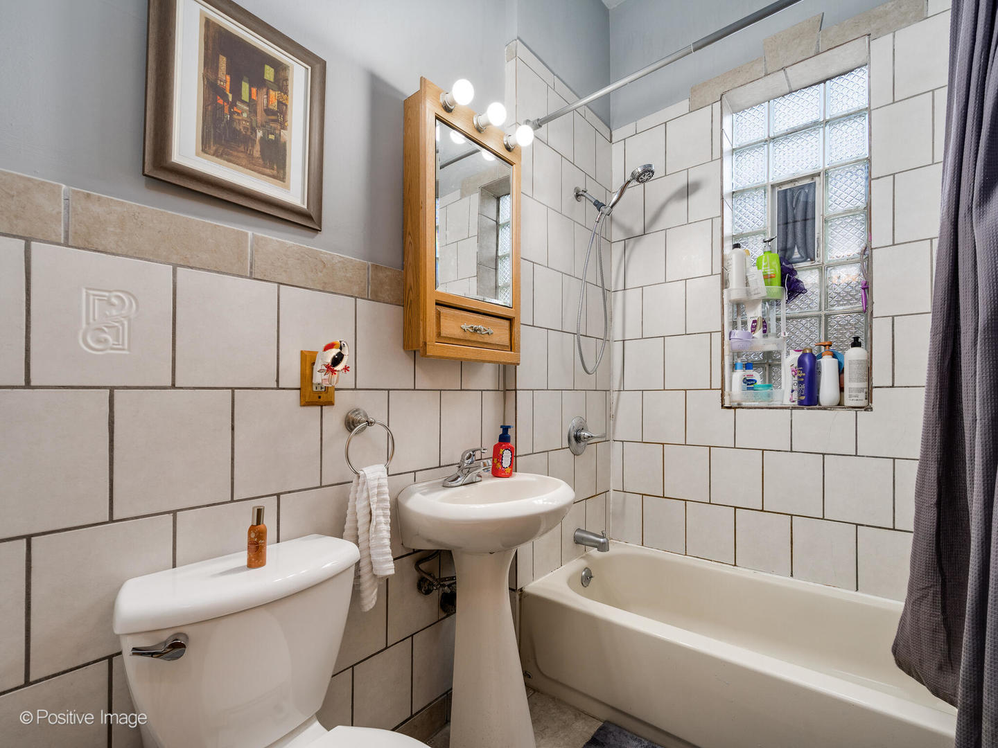 1517 W Taylor Street, Chicago, IL 60607