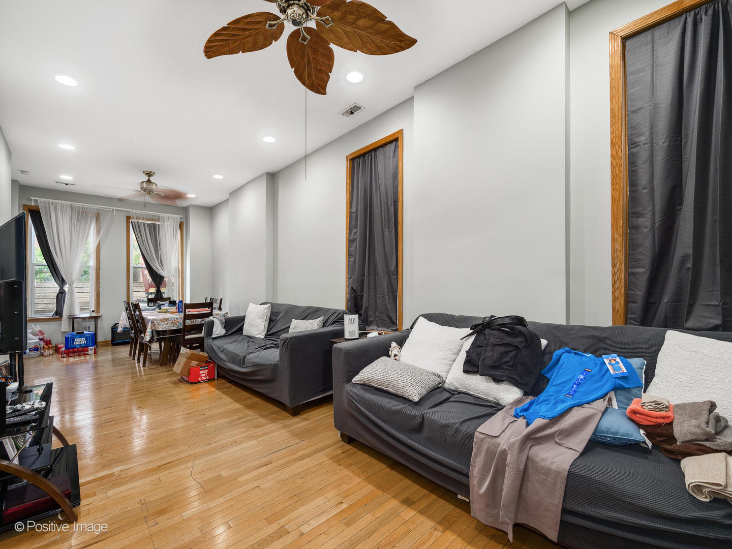 1517 W Taylor Street, Chicago, IL 60607