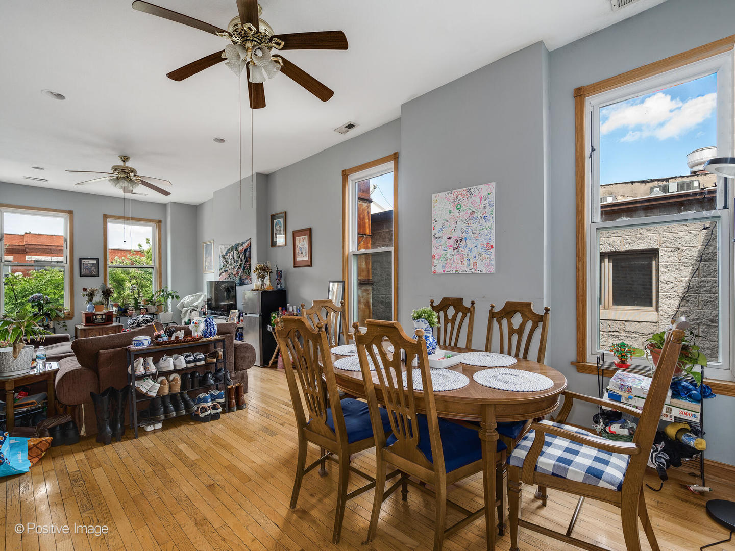1517 W Taylor Street, Chicago, IL 60607