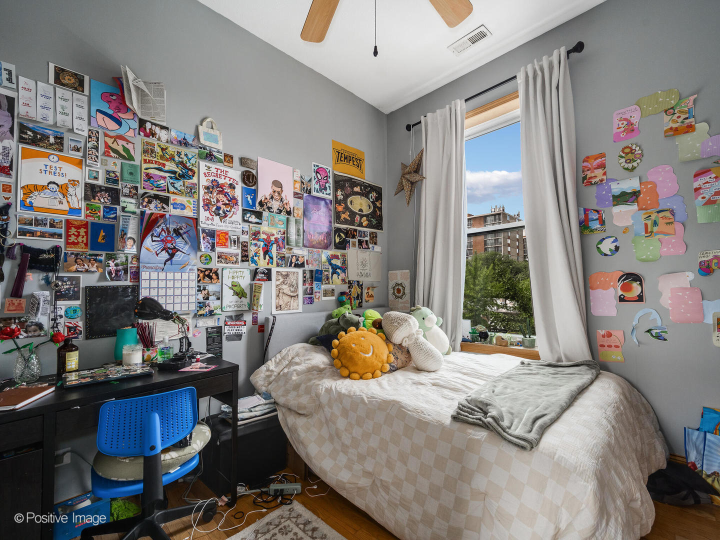 1517 W Taylor Street, Chicago, IL 60607